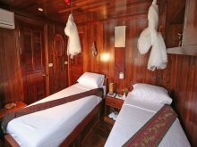 Classic Cabins