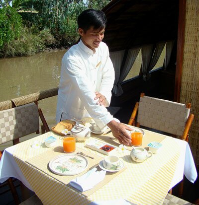 Mekong song xanh cruise sampan breakfast