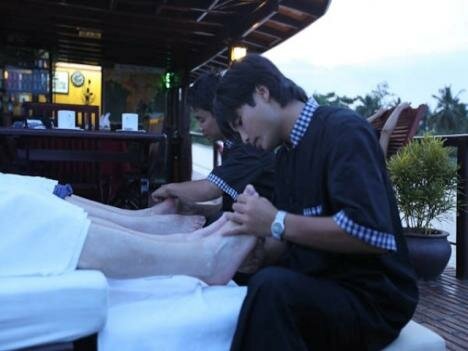 Mekong melody cruise service