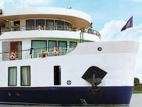 AmaDara_Mekong_River_Cruise_1.jpg