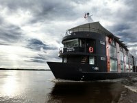 Aqua_Cruise_Mekong_River.jpg
